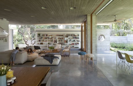 House in Ramat Hasharon by Pitsou Kedem Architect