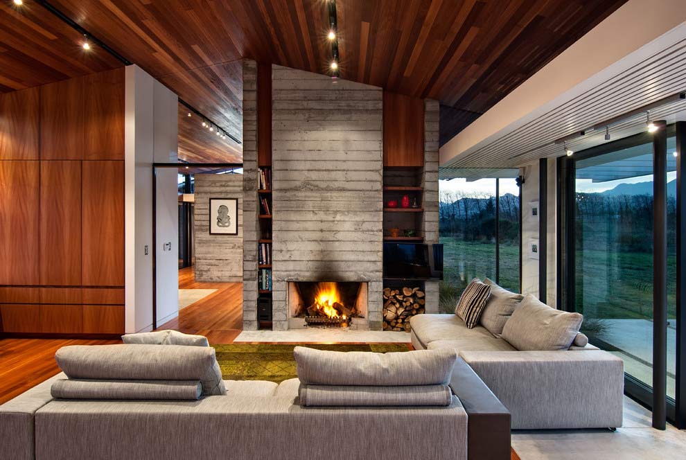 Modernist Residence by Lawson Homes