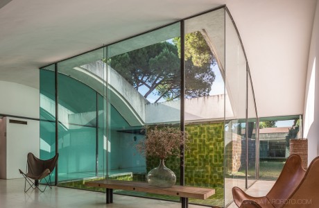 La Ricarda Residence by Antonio Bonet Castellana