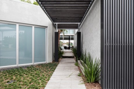 Mooloolaba Beach Residence - 7