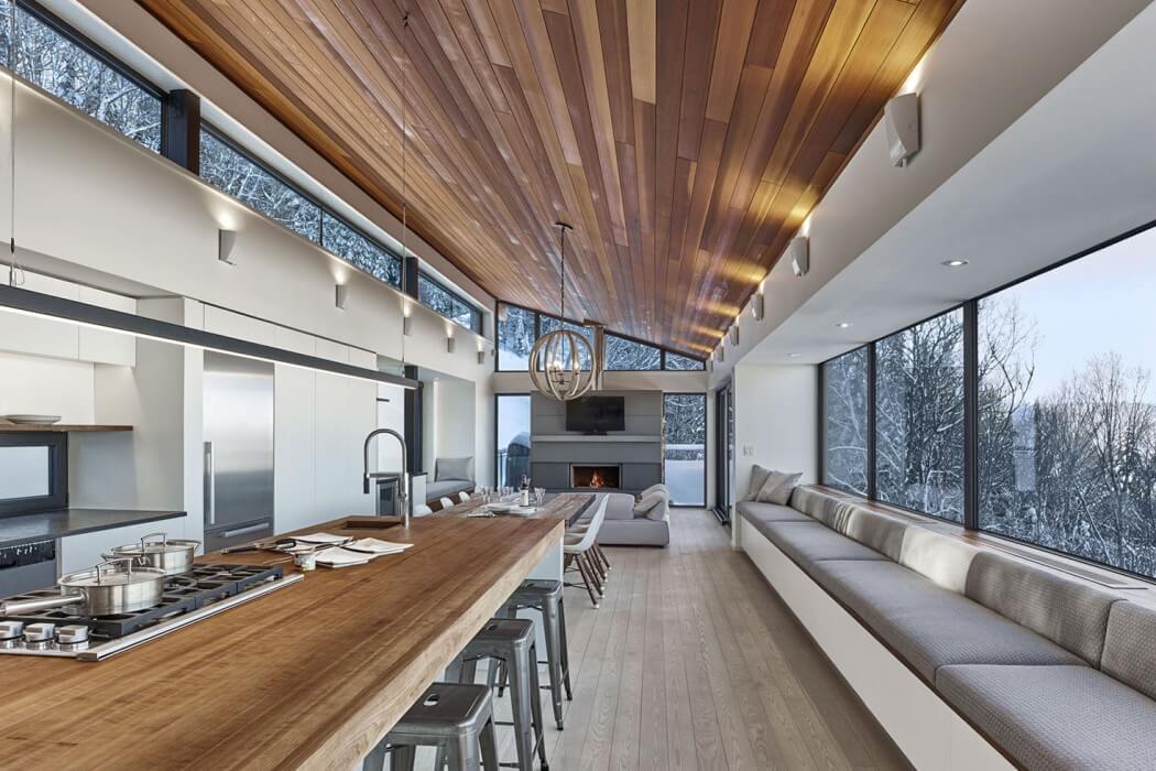 Laurentian Ski Chalet by Robitaille.Curtis