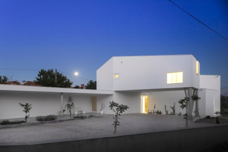 Texugueira House by Contaminar - 8