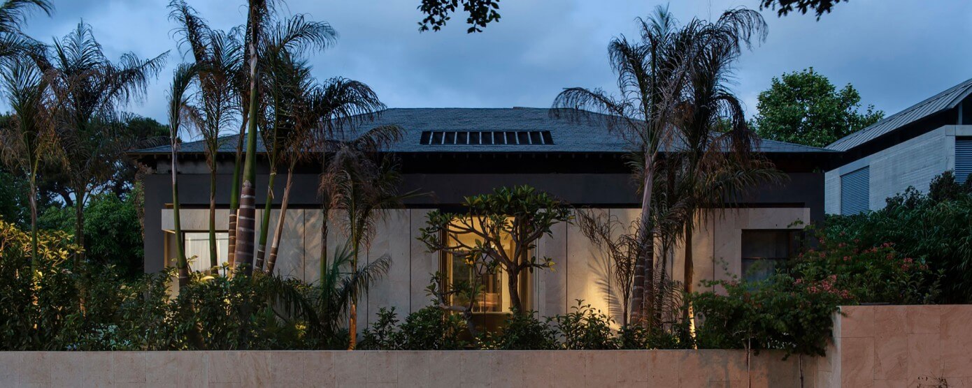 Contemporary Home by Eran Binderman & Rama Dotan