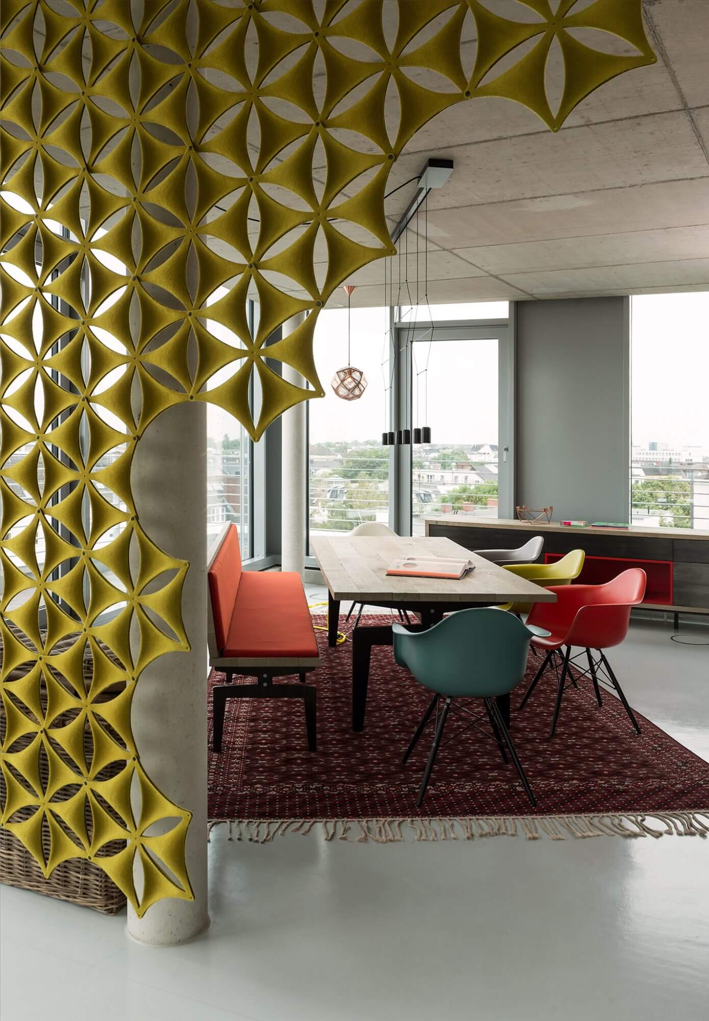 Office in St. Pauli by Arzu Kartal