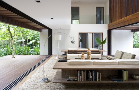 PK House by Studio Arthur Casas