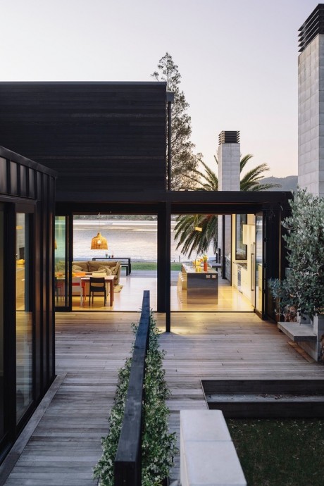 Bailey Beach House by Studio2 Architects - 3