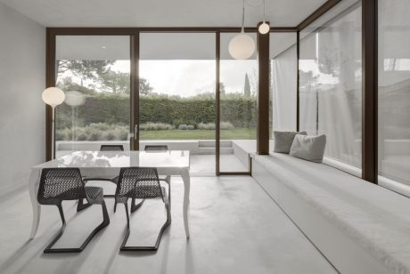 House at Lake Garda by Pedevilla Architekten - 4