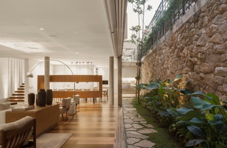 C House by Studio Arthur Casas