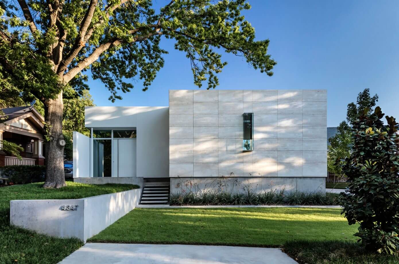 Home in Dallas by Morrison Dilworth + Walls
