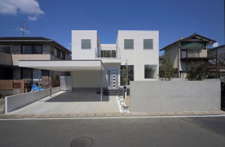 House K by Yoshitaka Uchino & YDS Architects