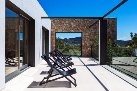 Home in Mallorca by Bornelo Interiorismo y Decoración - 10