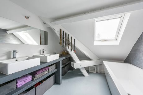 Contemporary Loft in France - 7