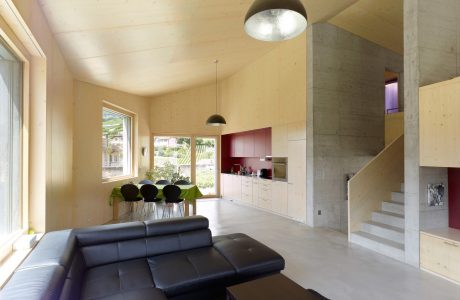 Métrailler House by Savioz Fabrizzi