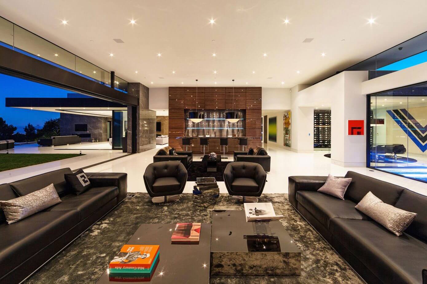 Contemporary Home in Bel Air by McClean Design