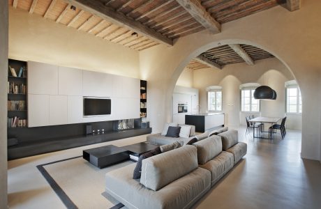 Villa in Monteriggioni by CMT Architetti