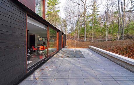 Door County Home by Johnsen Schmaling Architects - 4