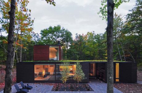 Door County Home by Johnsen Schmaling Architects