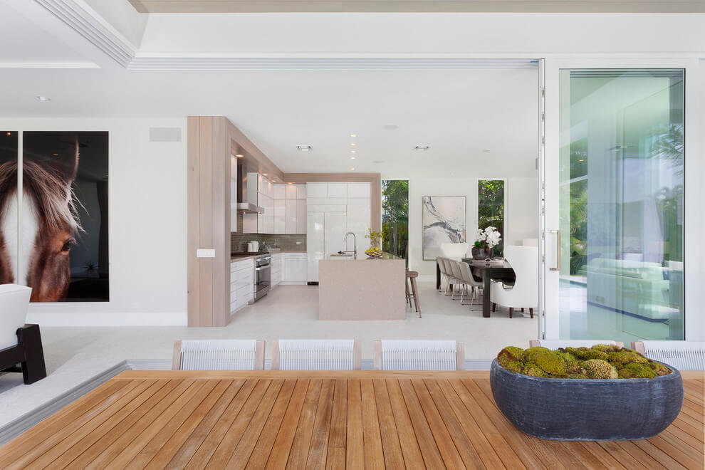 Modern Residence by IBI Designs