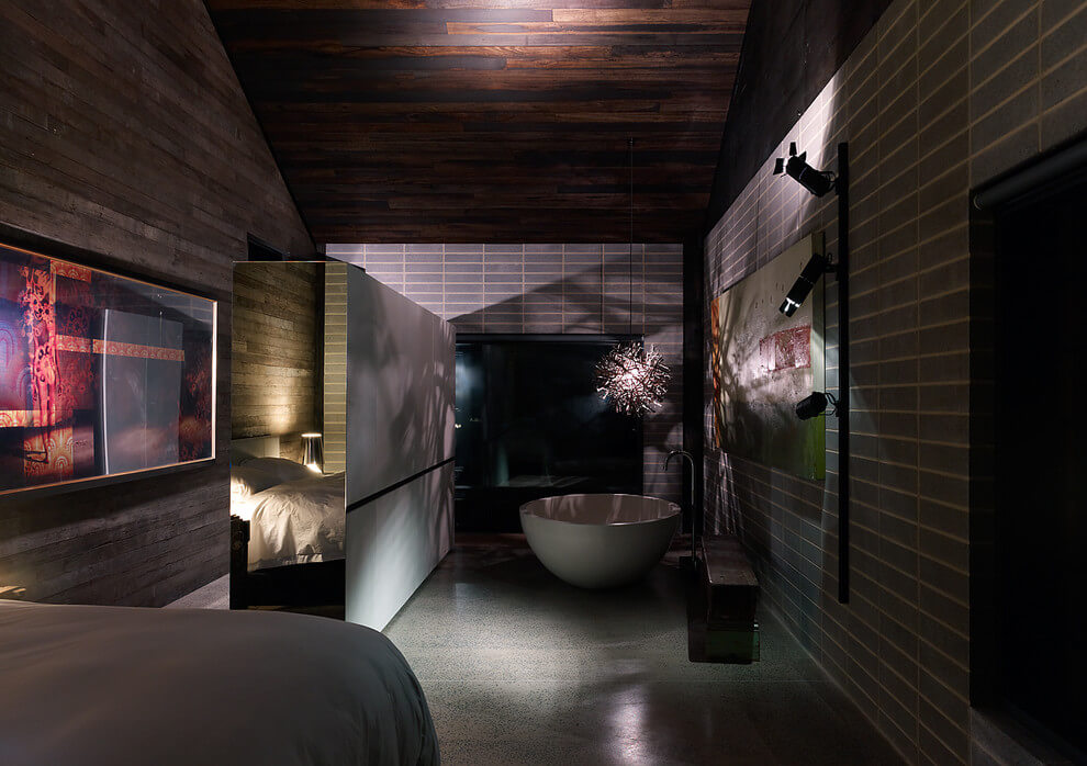 Hill Plains House by Wolveridge Architects