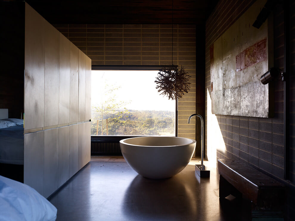 Hill Plains House by Wolveridge Architects