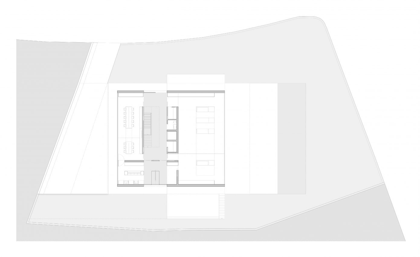 Aluminum House by Fran Silvestre Arquitectos