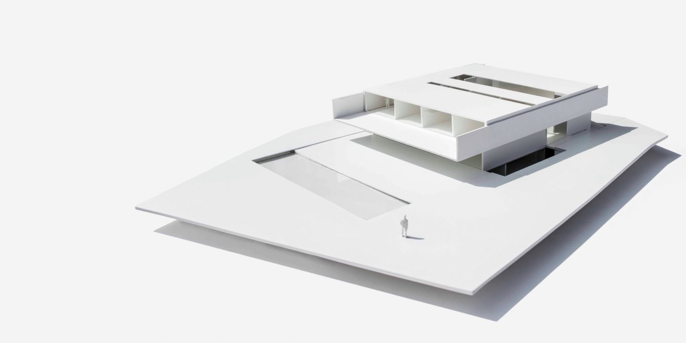 Aluminum House by Fran Silvestre Arquitectos