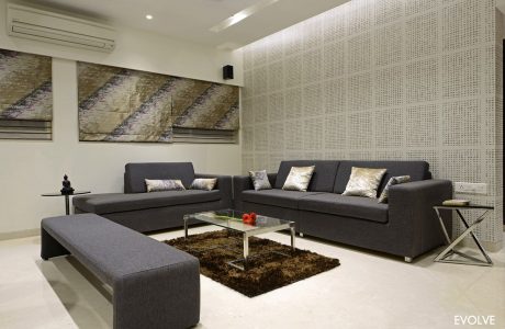 Luxury Residence in Mumbai by Sonu Mistry Design