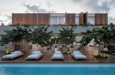TM House by Studio Arthur Casas