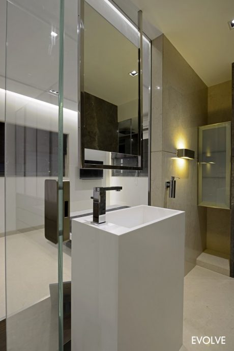 Luxury Residence in Mumbai by Sonu Mistry Design - 9