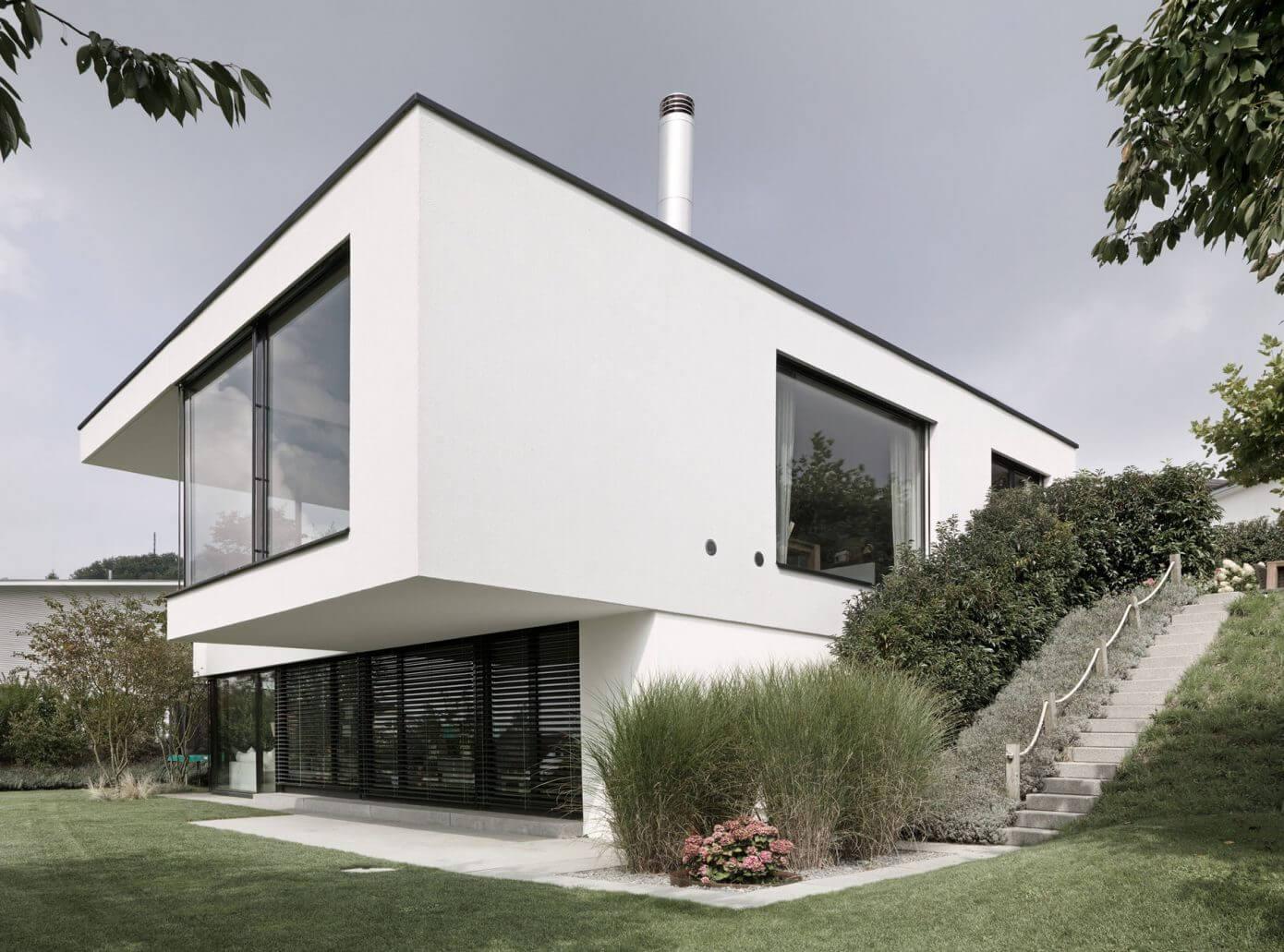 House in Uitikon by Meier Architekten