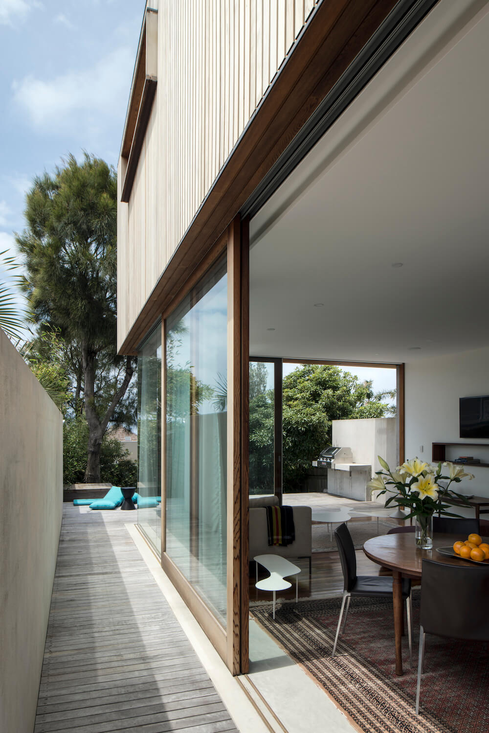Morrison House by Chris Elliott Architects