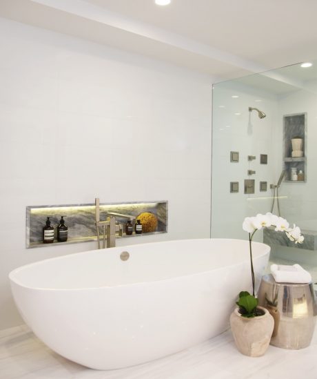 Oceanfront Home by Leo Parrella Design Group - 6