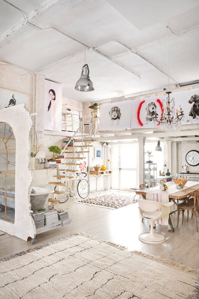 Studio by Manolo Yllera