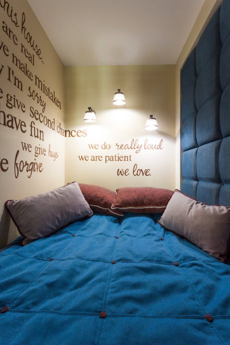 Tiny Apartment in Kiev by Art Studio - 4