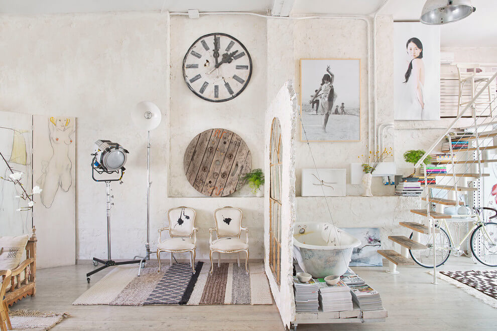 Studio by Manolo Yllera