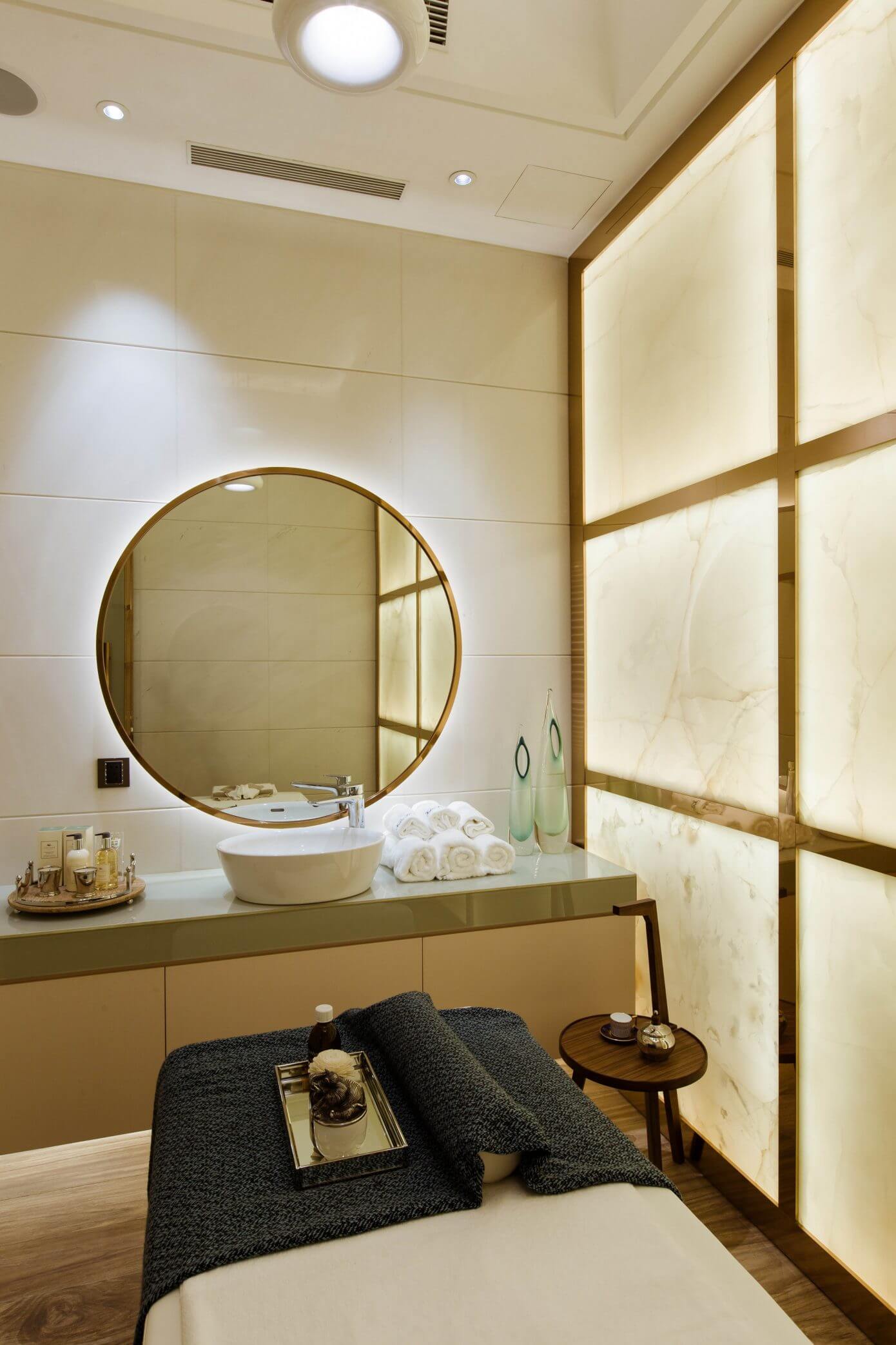 Club House by Studio Marco Piva