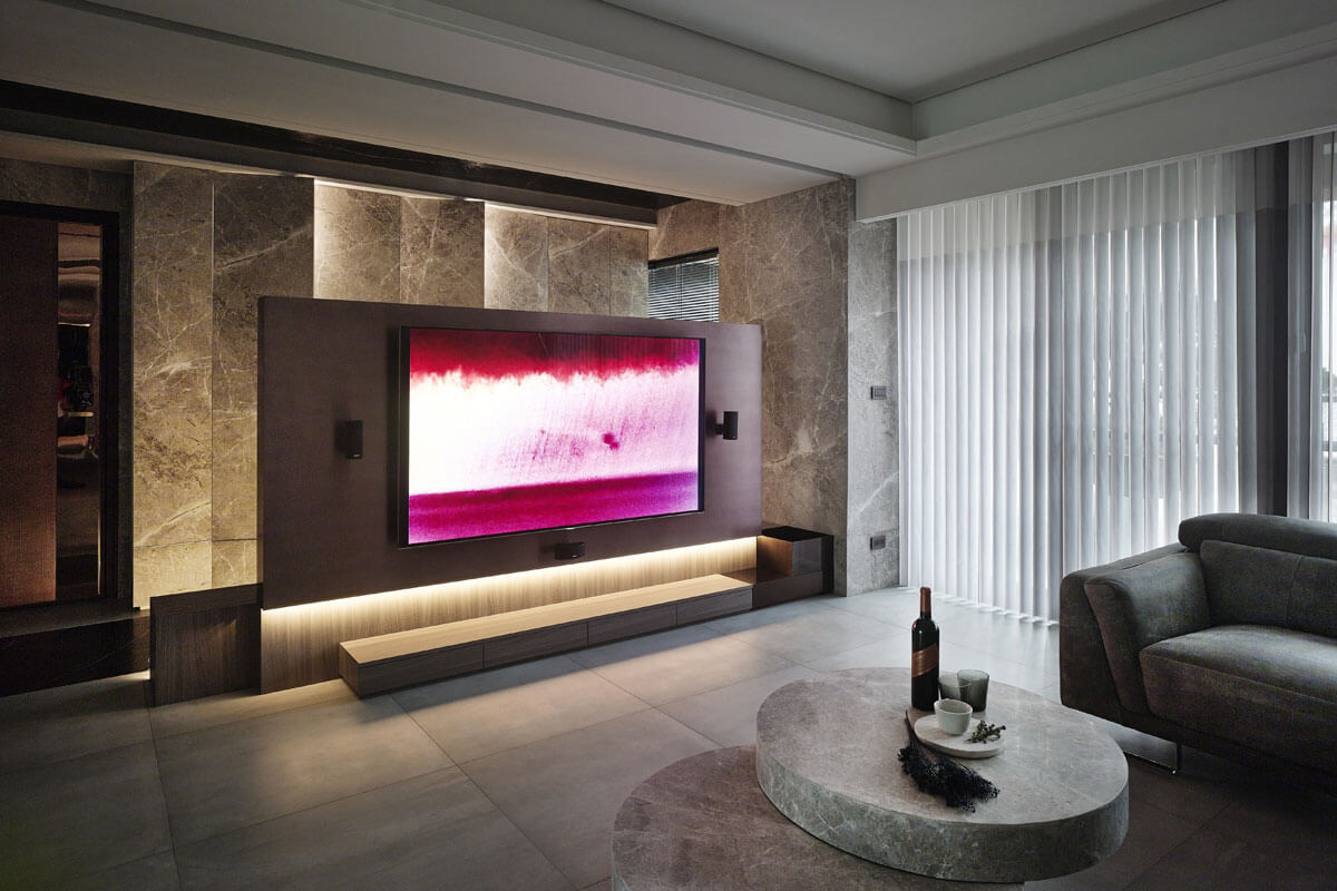 Modern Luxury by Yoma Design