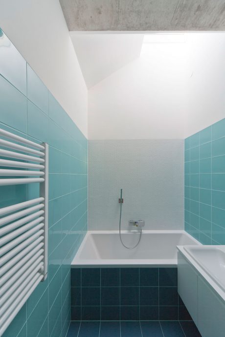 Residence in Debrecen by Sporaarchitects Design - 9