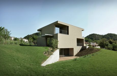 Casa nei Colli by Marco Baldassa