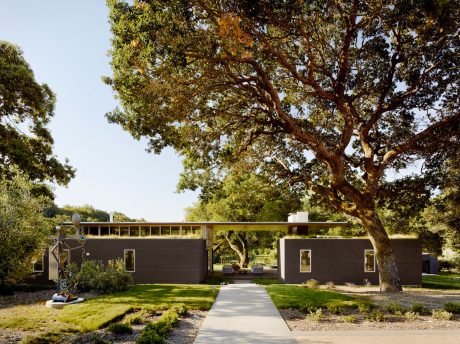 Home in Sonoma by Turnbull Griffin Haesloop - 1