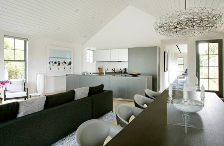 Sagapnack Cottage by Axis Mundi Design