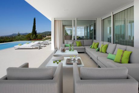 Seafront Residence by Molins Interiors - 2