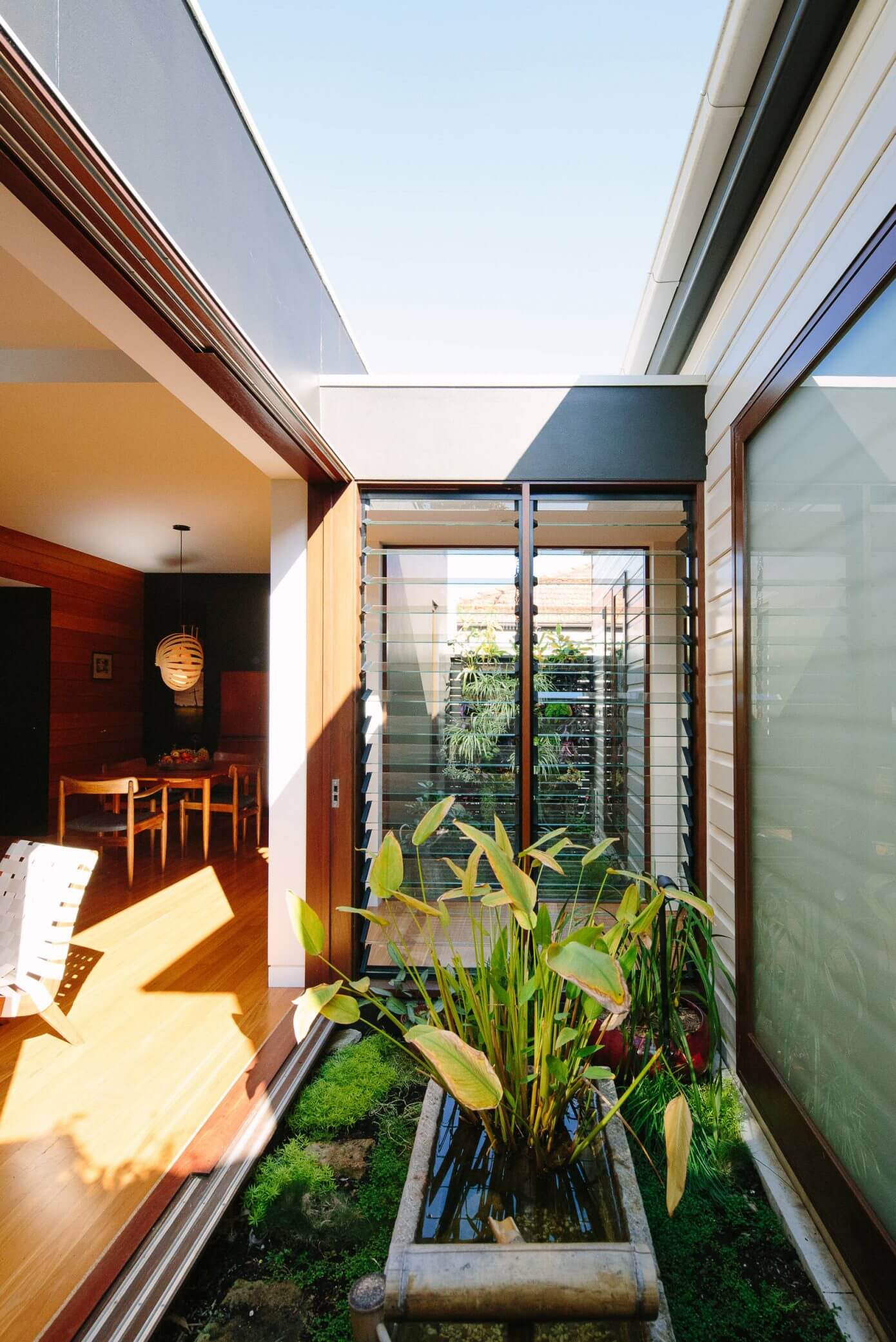Courtyard House by Davis Architects