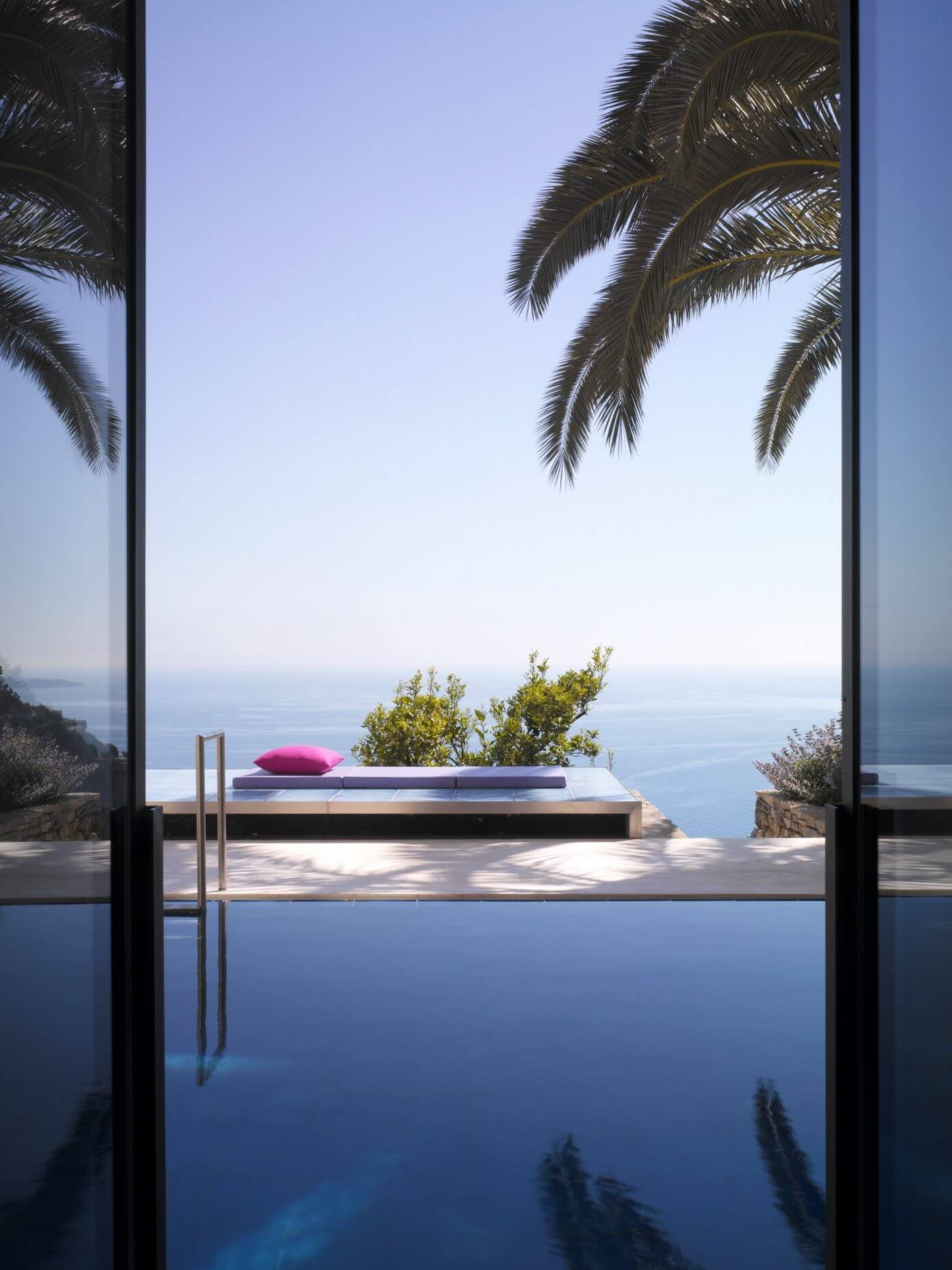 Villa in Positano by Lazzarini Pickering Architetti