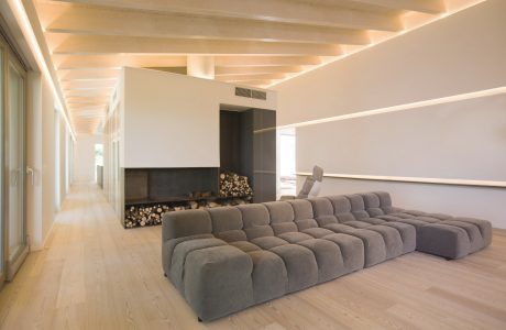 Casa Sulla Collina by Menichetti+Caldarelli