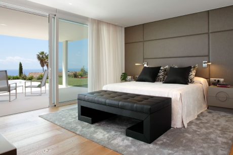 Seafront Residence by Molins Interiors - 9