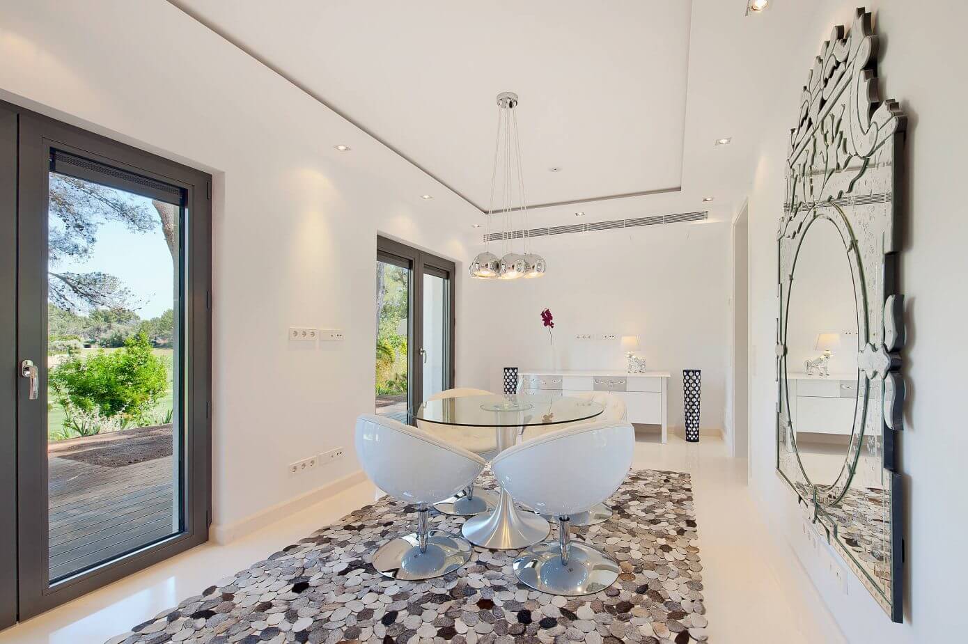 Son Vida by OIB Architecture