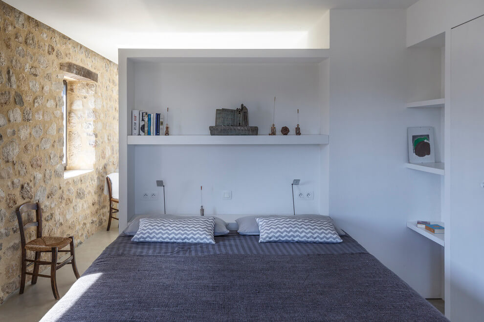 Modern House in Roux