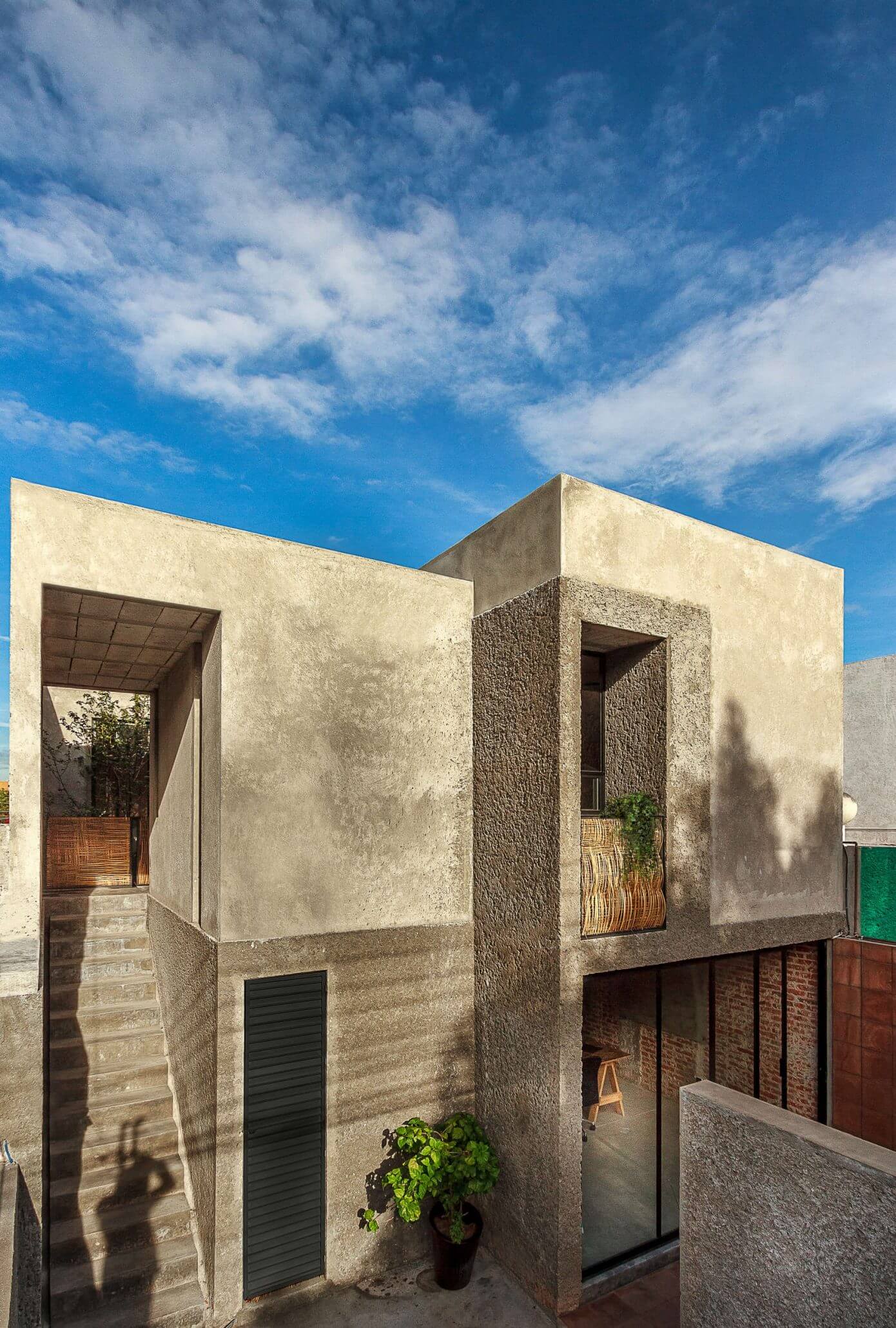 Casa Estudio by Intersticial Arquitectura