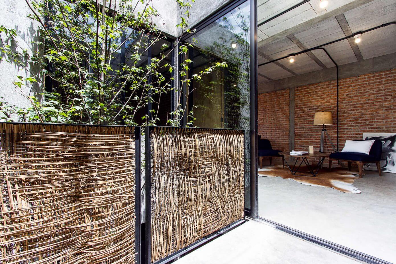 Casa Estudio by Intersticial Arquitectura